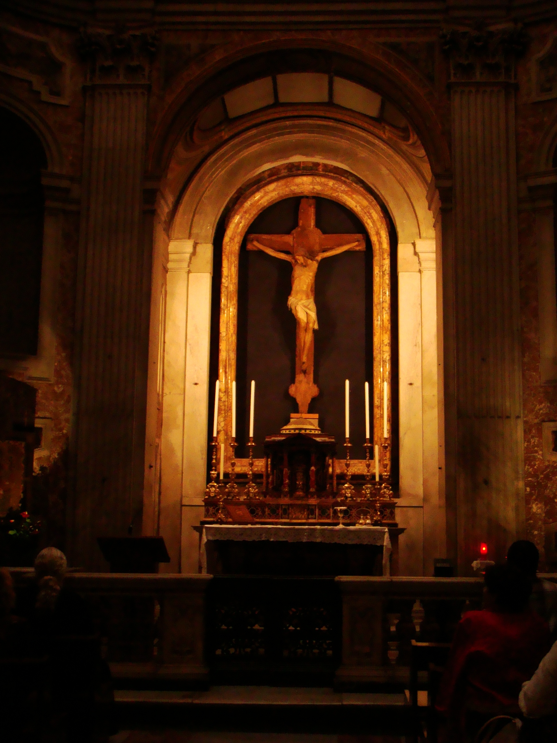 城牆外聖保羅大教堂